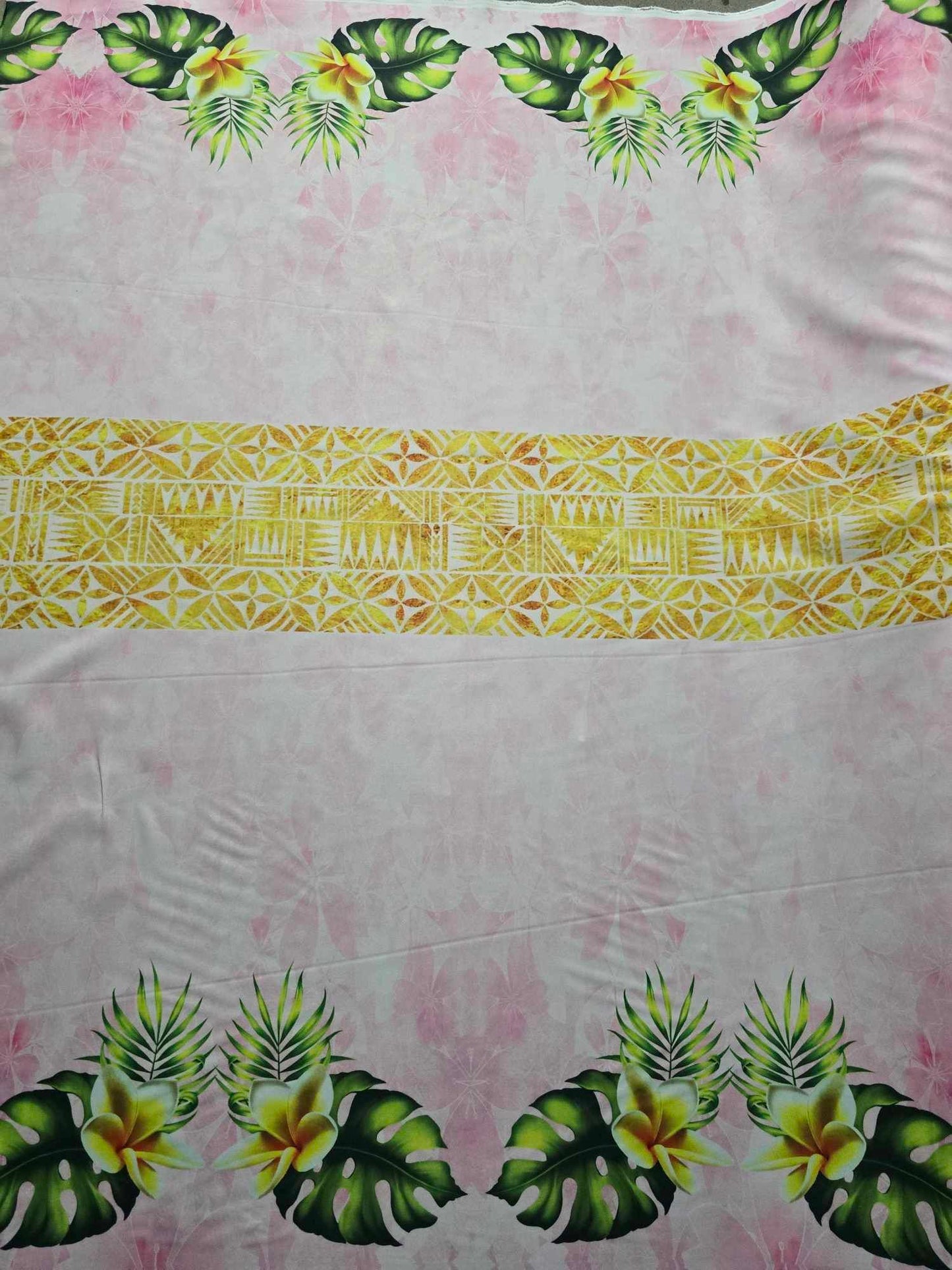 Border Print with Middle Design 1.5m wide PolyMatt
